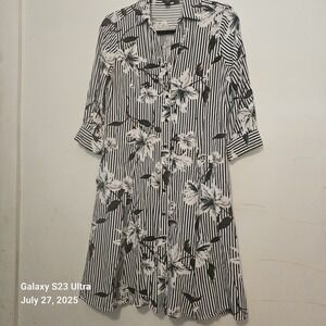Ann Taylor Shirt Dress Button Up Sz 10P White Black Stripes Floral Missing Belt